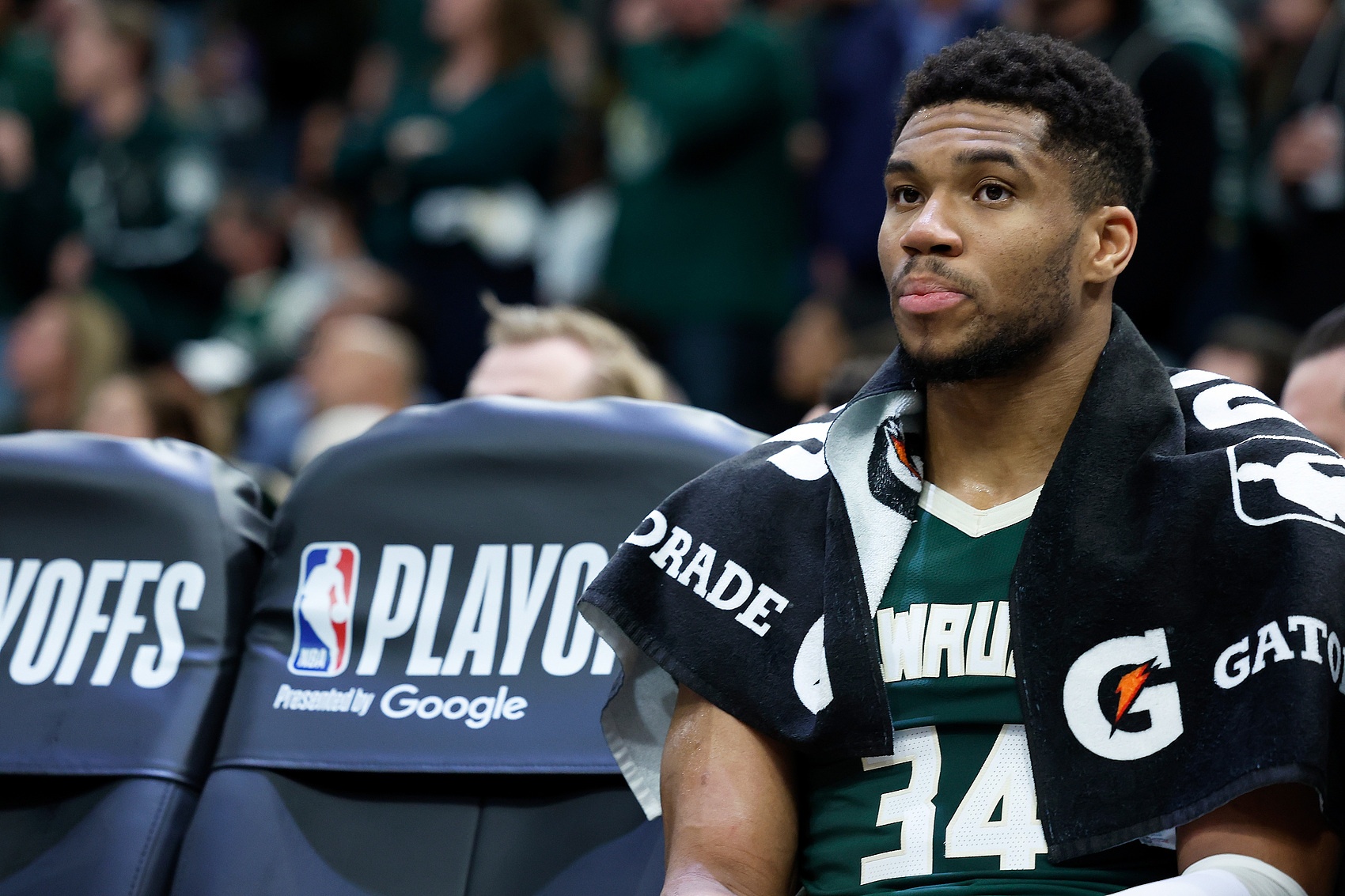 开云体育娱乐app安全-苏群：字母哥明确了自己的人设 将来如果有什么变故那责任不在他